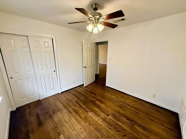 7406 Janak Dr — Photo 8