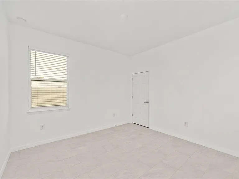 6175 SW 74th Ct — Photo 46