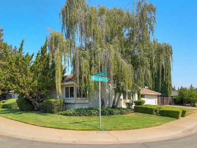 1954 Santa Maria Way, Sacramento, CA, 95864