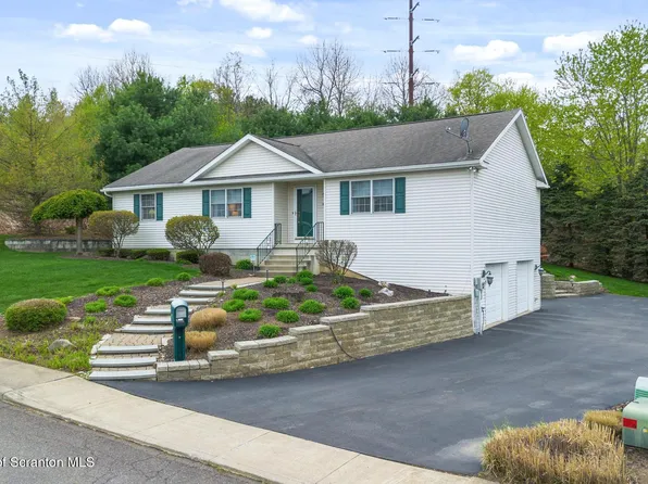 101 Little Spike Way, Scranton, PA 18504
