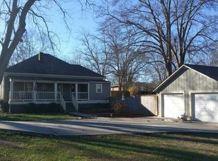 302 Sims St, Carrollton, GA 30117