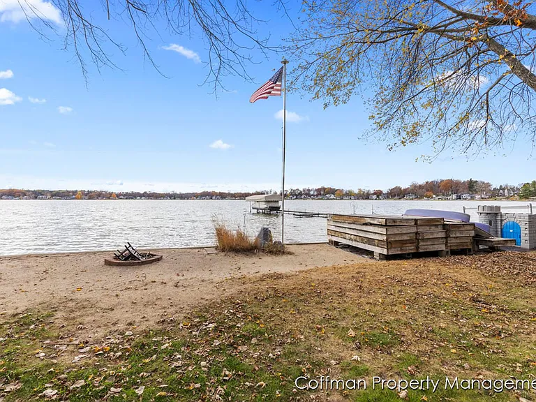 7293 Davies Dr NE — Photo 20