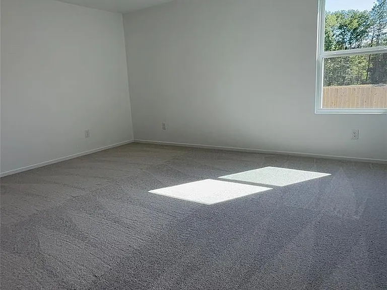 327 Parkin Ct — Photo 11