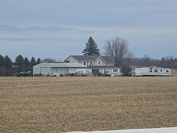 3rd image of 1012 S Haskins Rd