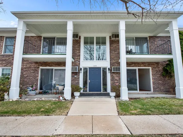 108 Evelyn LANE Unit B, Lake Geneva, WI 53147