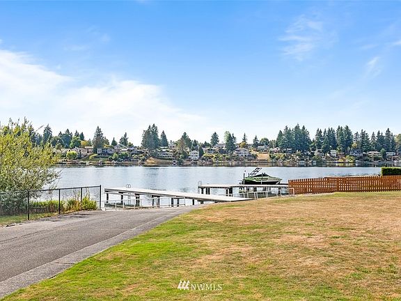 3rd image of 26227 144th Ave SE