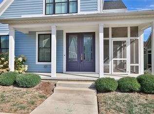 465 Cayman Cir, Tipp City, OH 45371