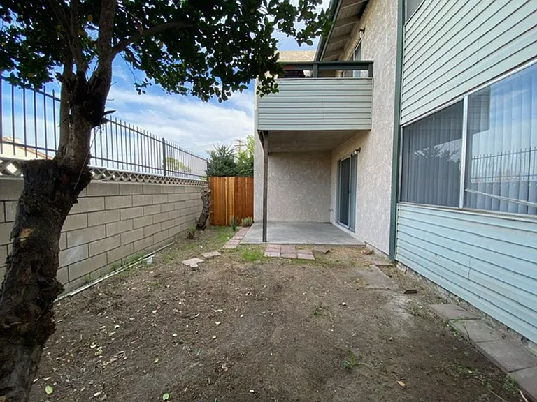 2255 Cahuilla St #75 — Photo 13