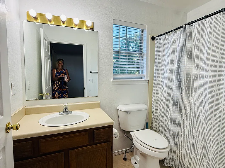 10 Holly Dr #B — Photo 15