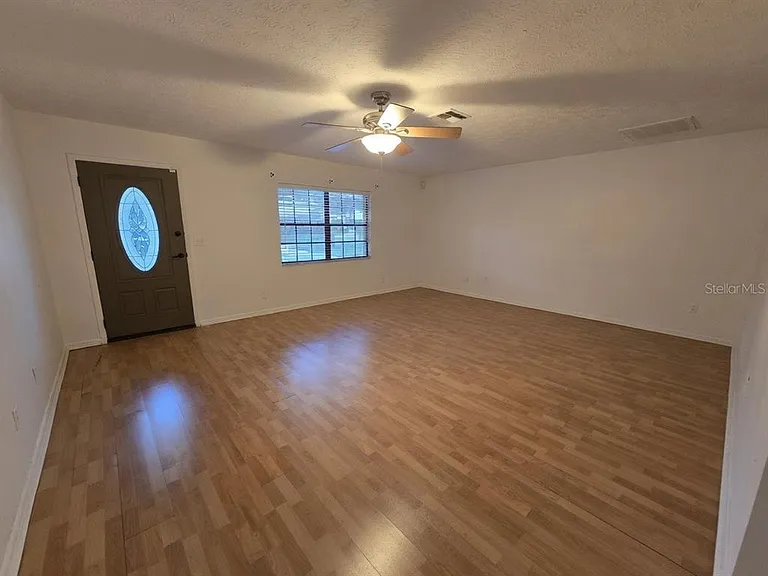 202 Jacob Ryan Ct — Photo 3