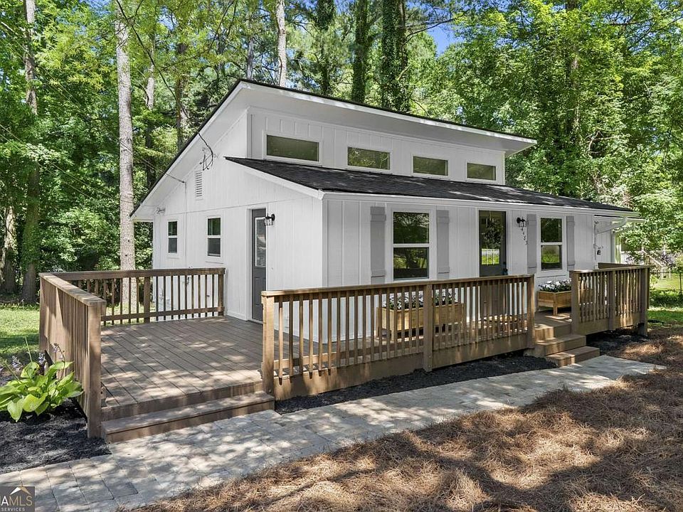 1st image of 4483 Collins Cir
