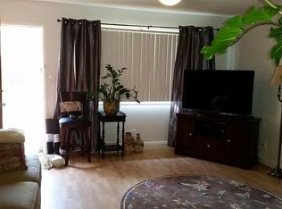 902 Suntree Ct #B, Sunnyvale, CA 94086