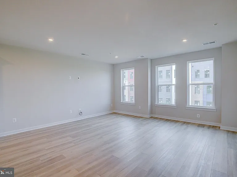 14138 Gypsum Loop — Photo 9