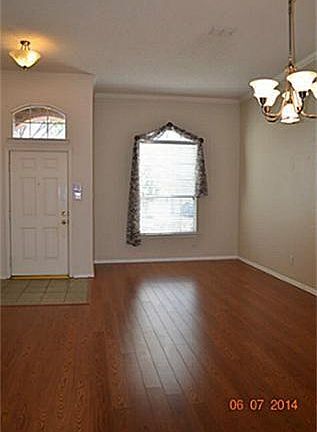 4th image of 824 Mullrany Dr