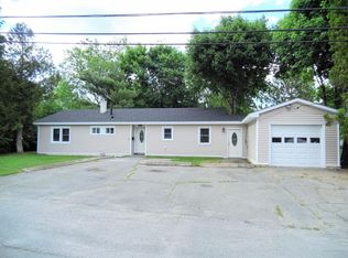 37 Blue Hl W, Bangor, ME 04401