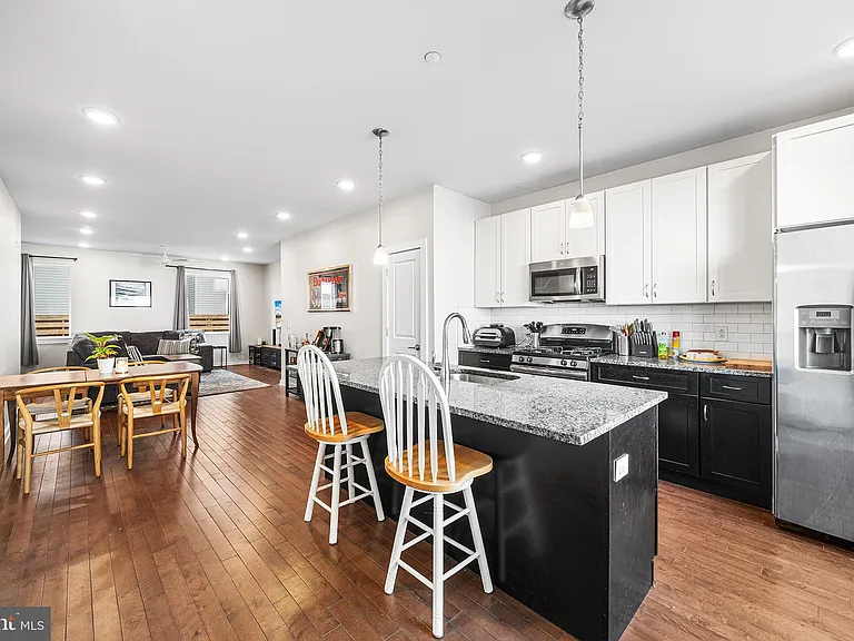 1640 N 5th Ct #29-A — Photo 3