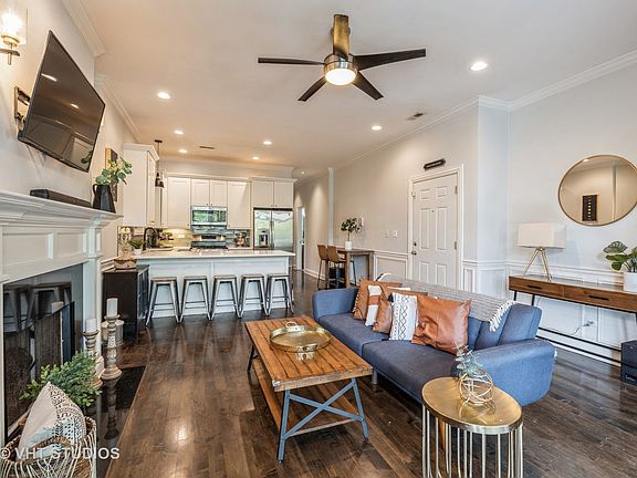 2nd image of 4220 S King Dr APT 2S