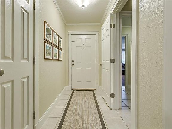 3rd image of 153 Chaparral Dr
