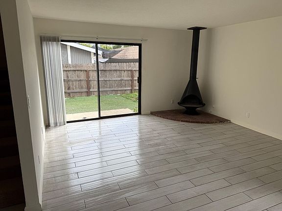 5th image of 2504 W Orange Ave #8