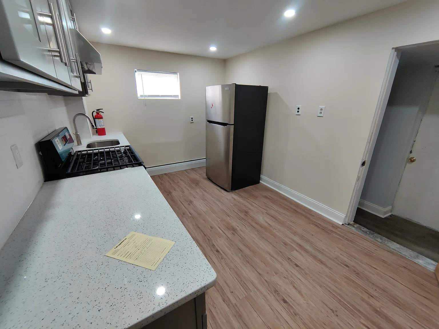 43 E Wood St — Photo 1