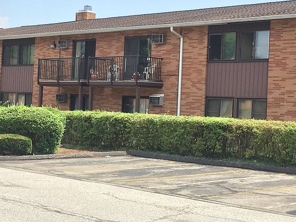 2nd image of 23855 David Dr Unit 203
