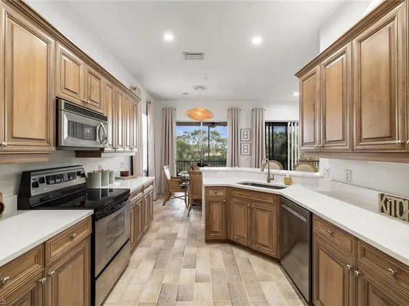 10100 Valiant CT #201, MIROMAR LAKES, FL 33913
