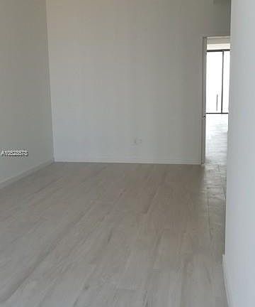 5th image of 2821 S Bayshore Dr Unit 11B