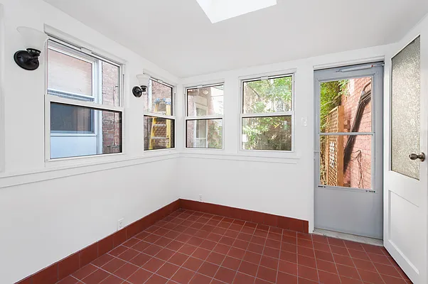 Rented by Owner | media 15