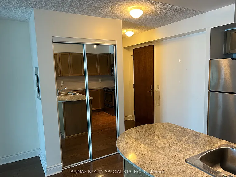 763 Bay St #3907 — Photo 6