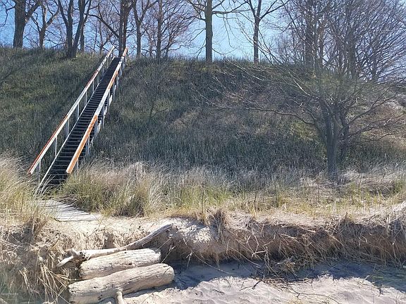 3rd image of 2793 Scenic Dr