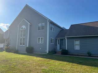 16 Riverwalk #16, Hampton, NH 03842