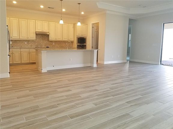 4th image of 24172 Gallberry Dr
