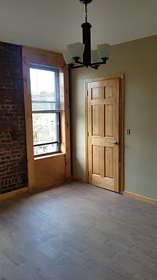 Rented by MCR Realty | media 20