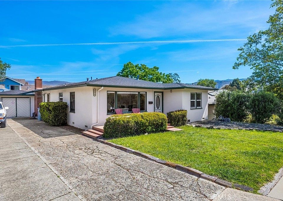 1st image of 298 Ramona Dr