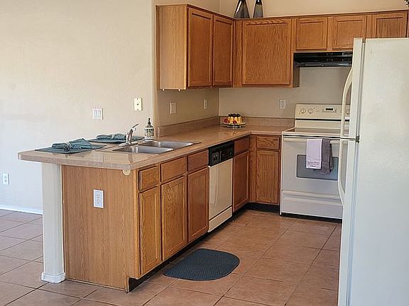 3rd image of 1158 N 90th Pl