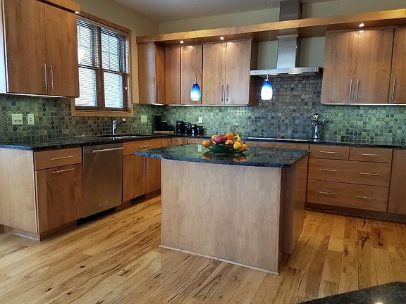 4th image of 5005 Terraceview Ln N
