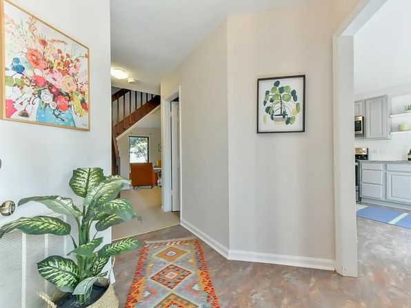 310 Summerfield Crossing Rd