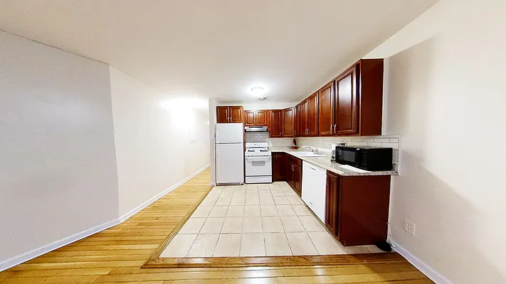 Rented by Compass | media 13