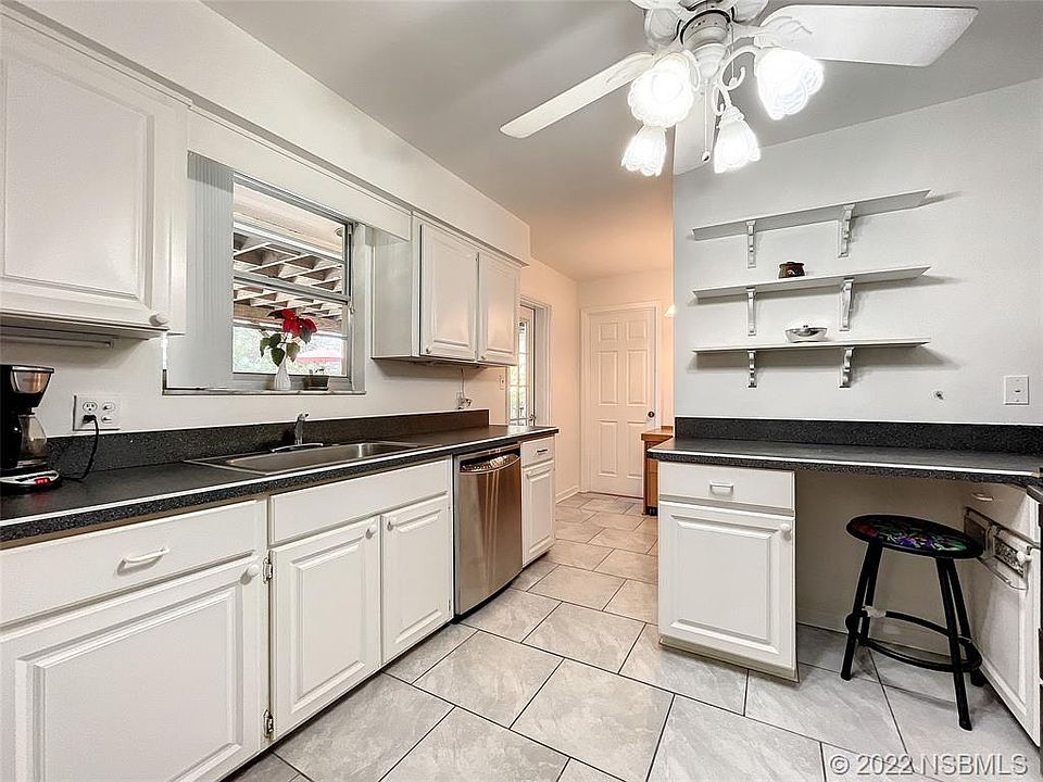1st image of 4432 Doris Dr