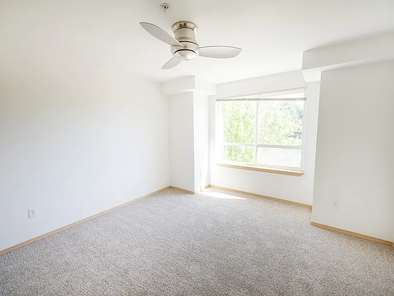 424 N 85th St #301-1 — Photo 18