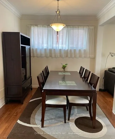 18 Yates Ave — Photo 6