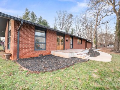 845 2nd St NW, Hickory, NC, 28601