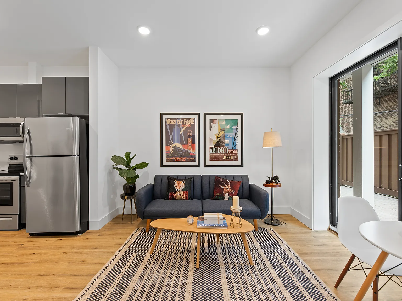Studio, 488 sqft, $2,300 — Photo 3