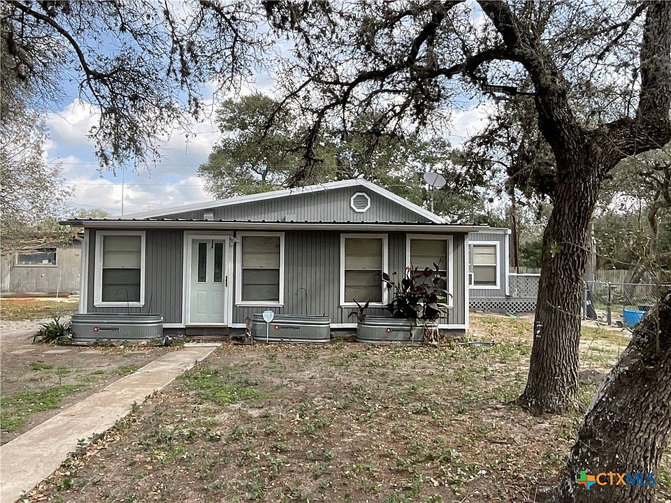 1st image of 298 Winding Way Dr
