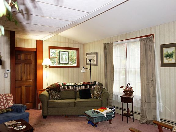 5th image of 15 Averill St