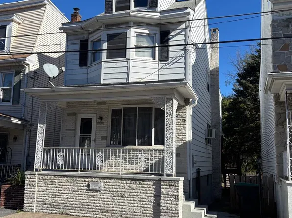 411 N Delaware Ave, Minersville, PA 17954