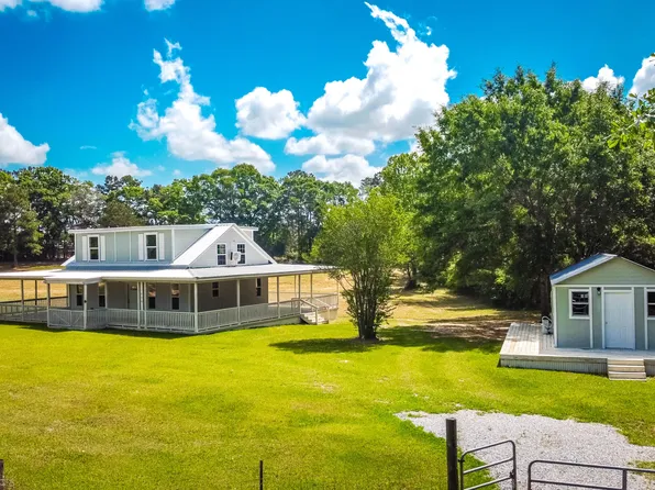1650 Perkins Rd, Laurel Hill, FL 32567