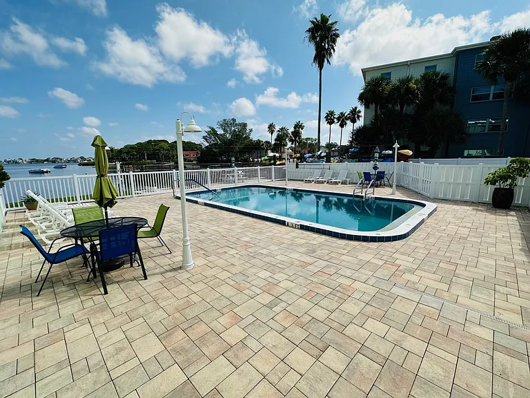 464 N Paula Dr #316 — Photo 37