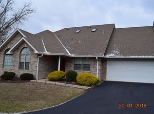 413 Village Dr, Morehead, KY 40351