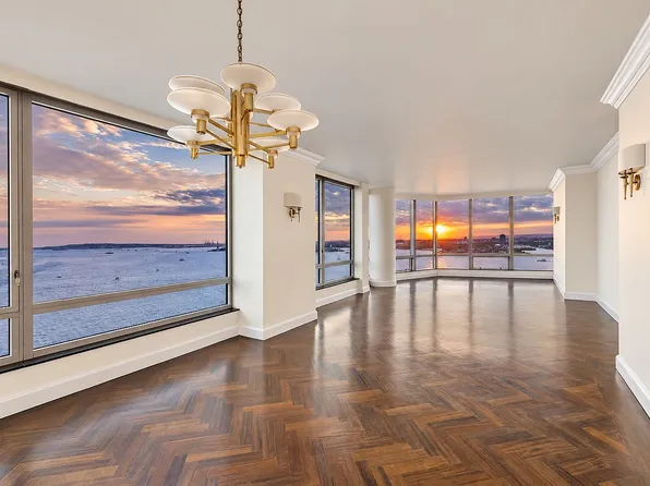 10 Little St W #24G, Brooklyn, NY 11201